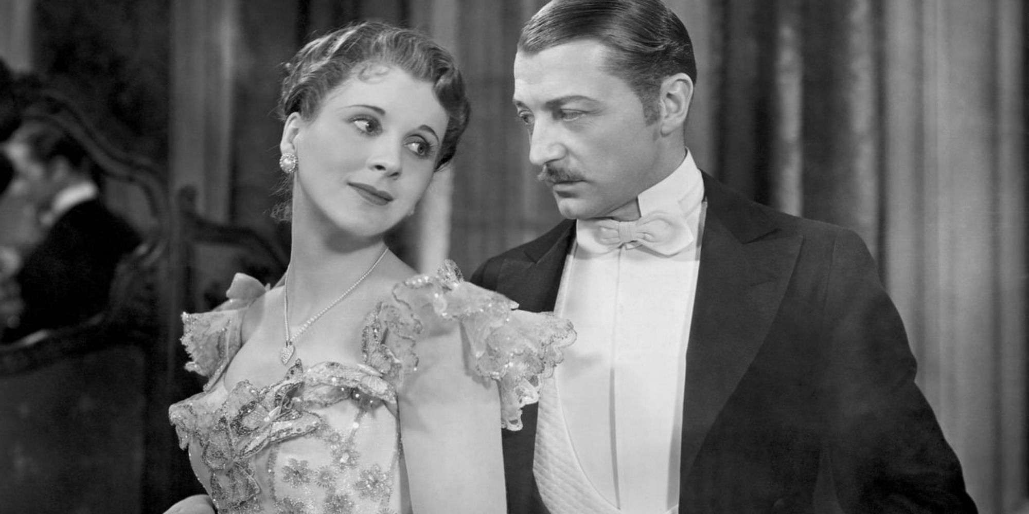 A man and a woman at a party in the film Cavalcade
